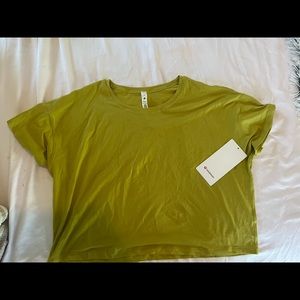 Lululemon Cates tee